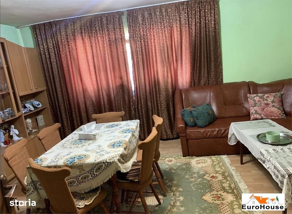 Apartament cu 3 camere de vanzare  - Avram Iancu