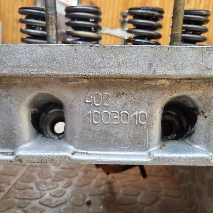 Глава за Уаз 469