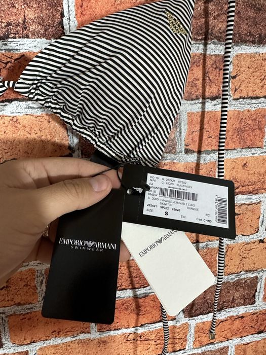 Costume de baie originale ( sutiene , armani , karl , diesel )