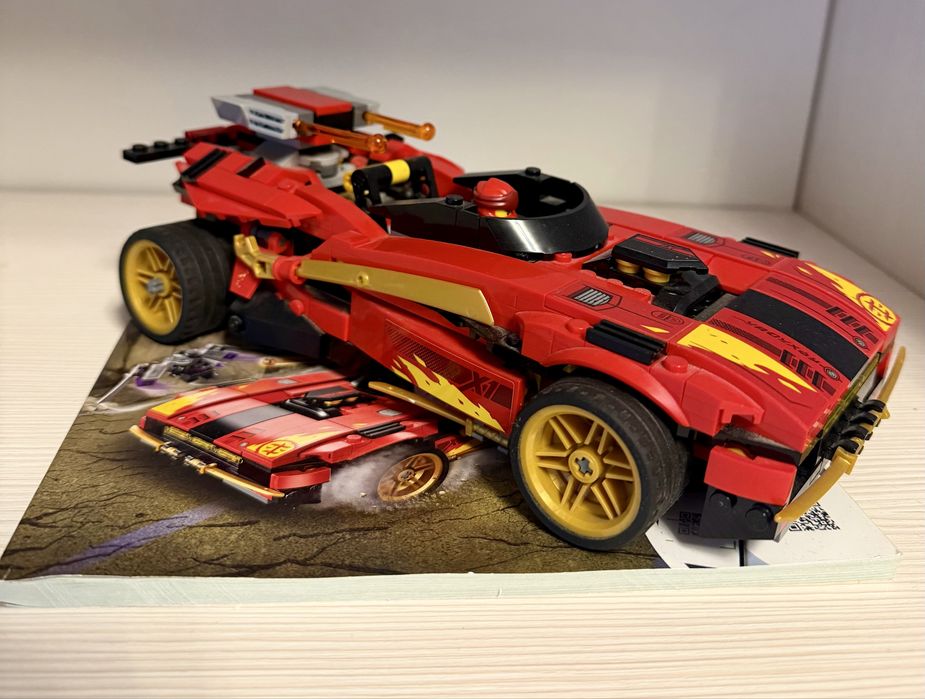 Lego Ninjago masina lui Kai