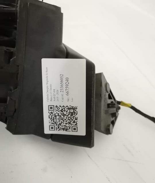 Оригинално дясно огледало, електрическо, във отлично състояние Ауди /