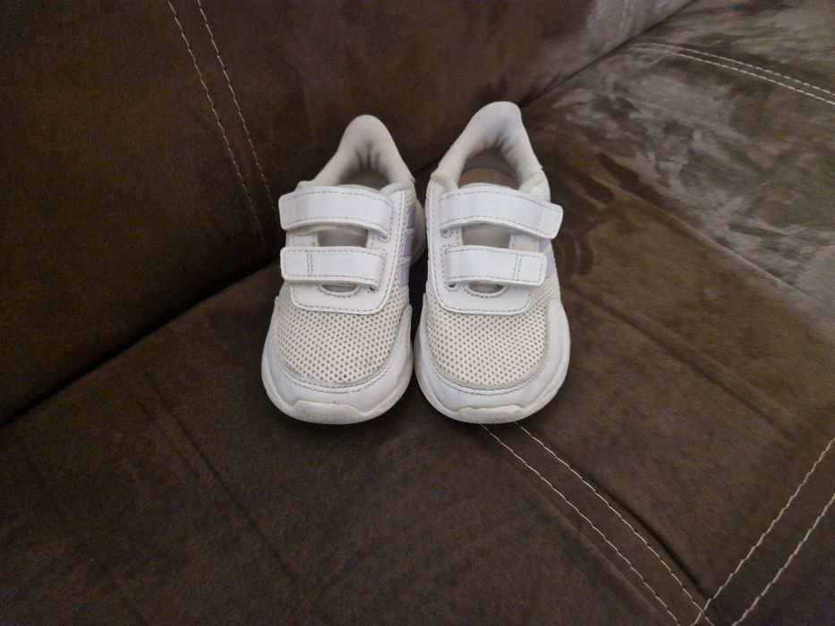 Маратонки adidas