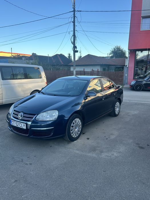 Volkswagen Jetta 1.6 FSI 116 CP