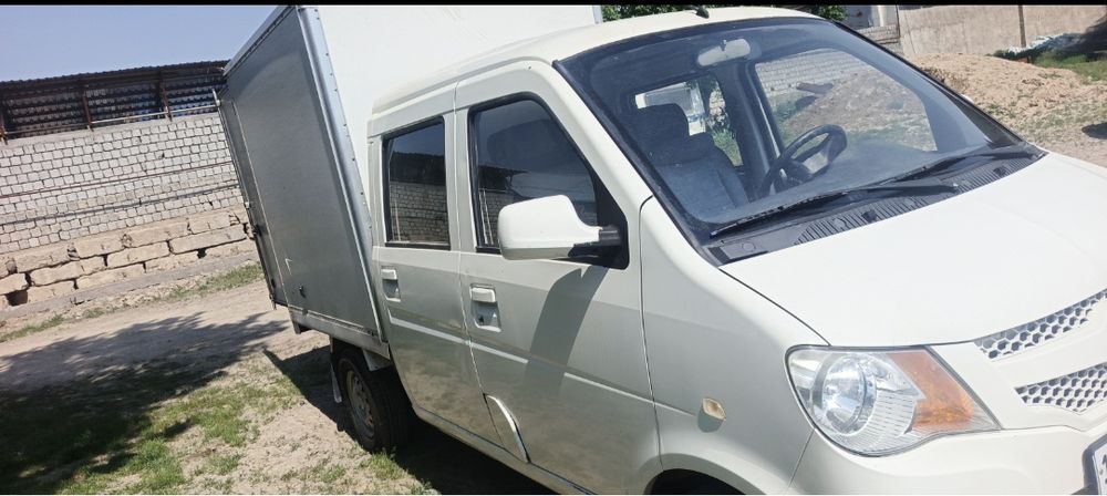 Lifan 2016  4 eshikli  Metan+benzin Yuk tash