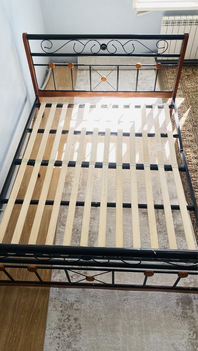 Срочно продам кровать