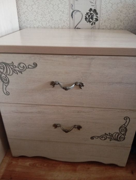 Продам гарнитур спальный