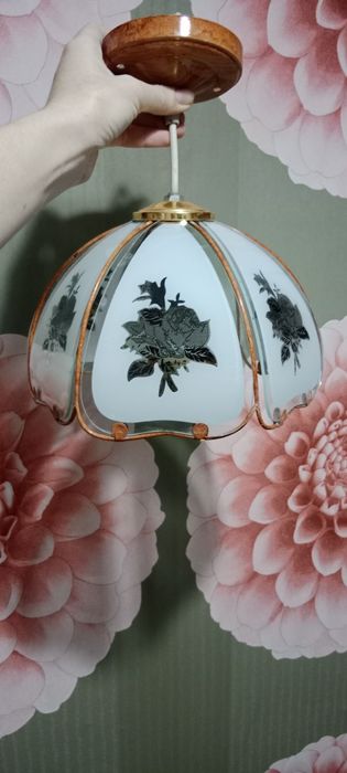 Продам светильник в виде цветка