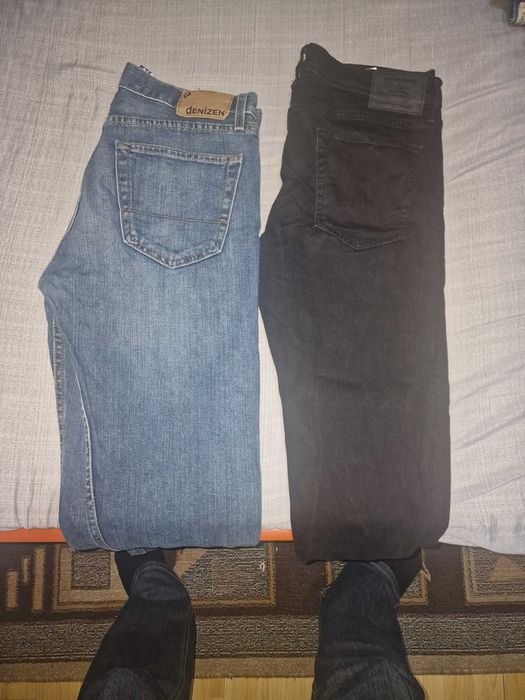Vand lot de pantaloni barbatesti
