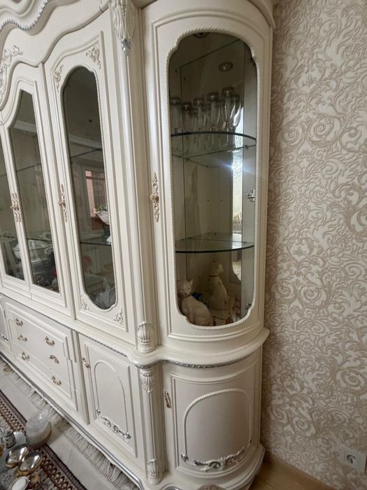 Стенка в гостинную