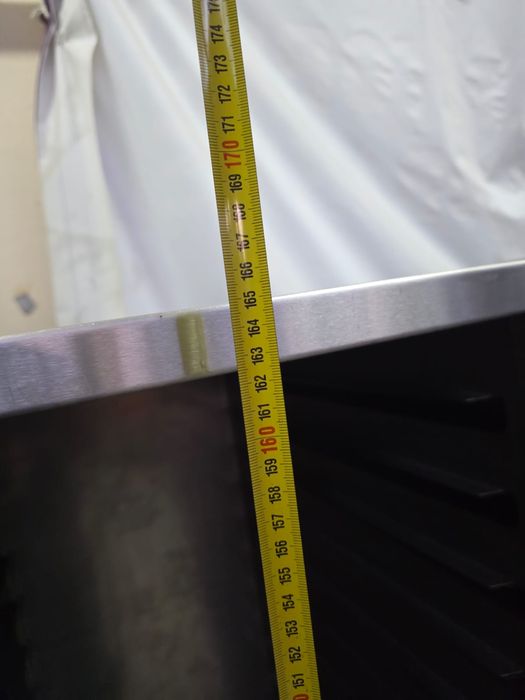 Различни немски колички от неръждаема стомана за тави с размери 60/40с