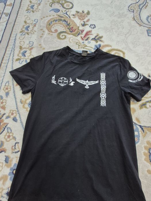 Футболка сатылады