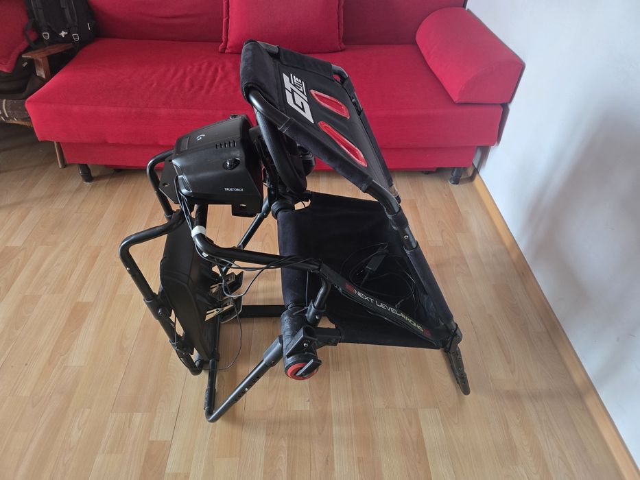 Vand Playseat GT-Lite next levele racing NLR-S021 + volan Logitec G 923