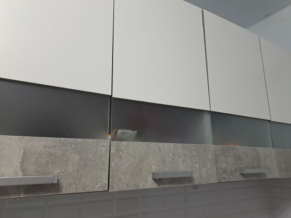 Продается кухонный гарнитур