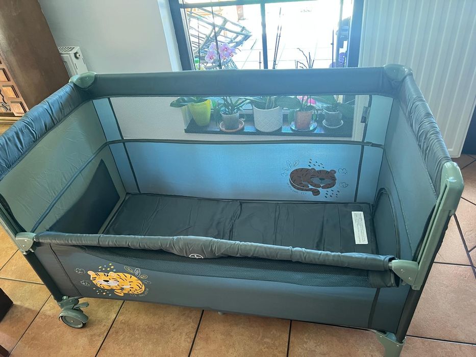 Pătuț bebe"pliabil