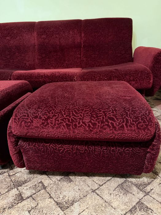 Запазена холна гарнитура