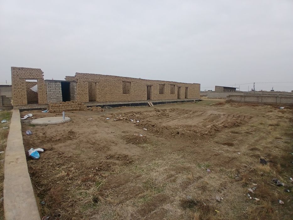 Uchaska sotiladi Yangibog