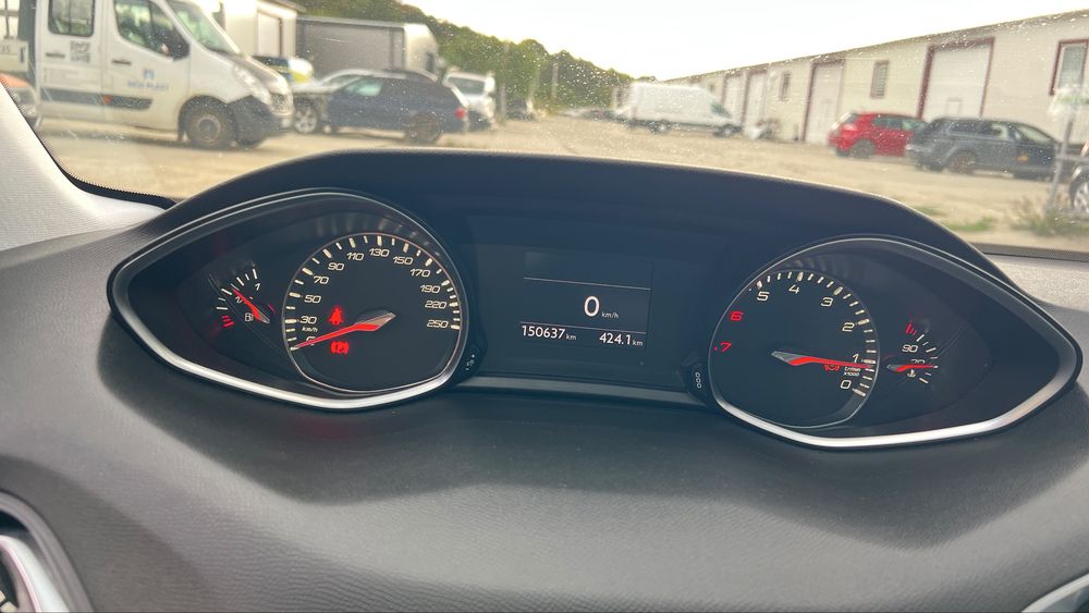 Peugeot 308   2014
