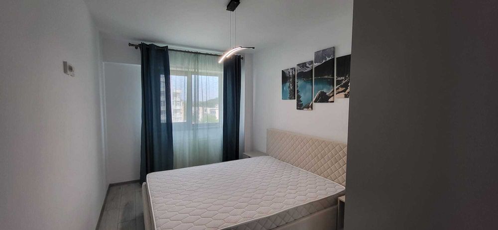 Apartament 3 camere | CUG | 69 mp + balcon închis | 2 băi | Renovat | 600 €