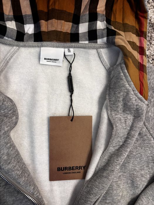 Hanorac Burberry XL (fit S) – Nou cu etichetă