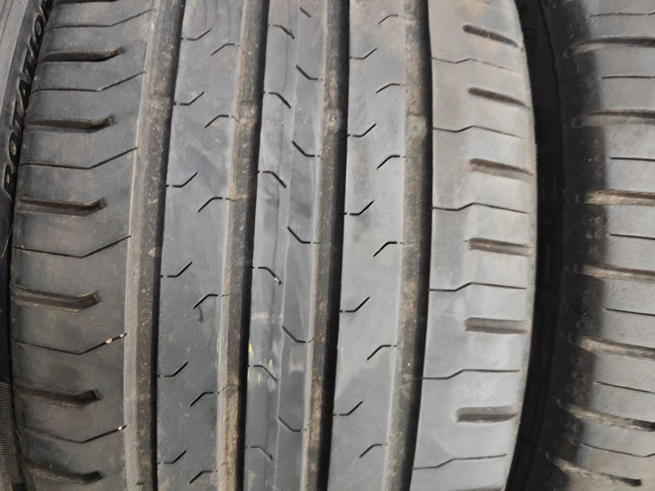 2бр.летни гуми 215/45/17 Continental