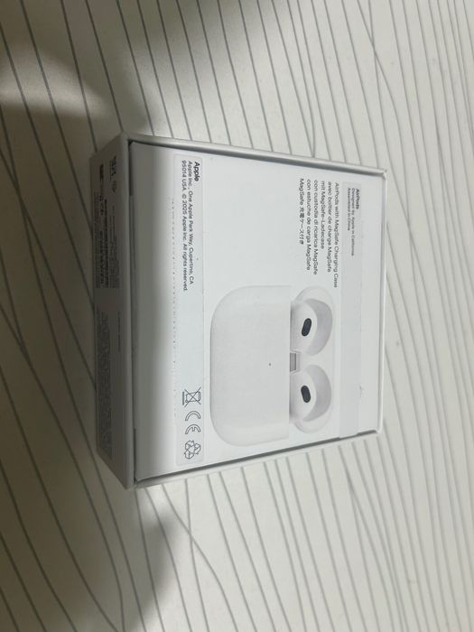 AirPods Gen3 слушалки