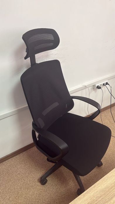 Продаю мебель для офиса