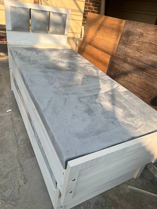 Devan. Siz izlagan yakkalik devanlar.