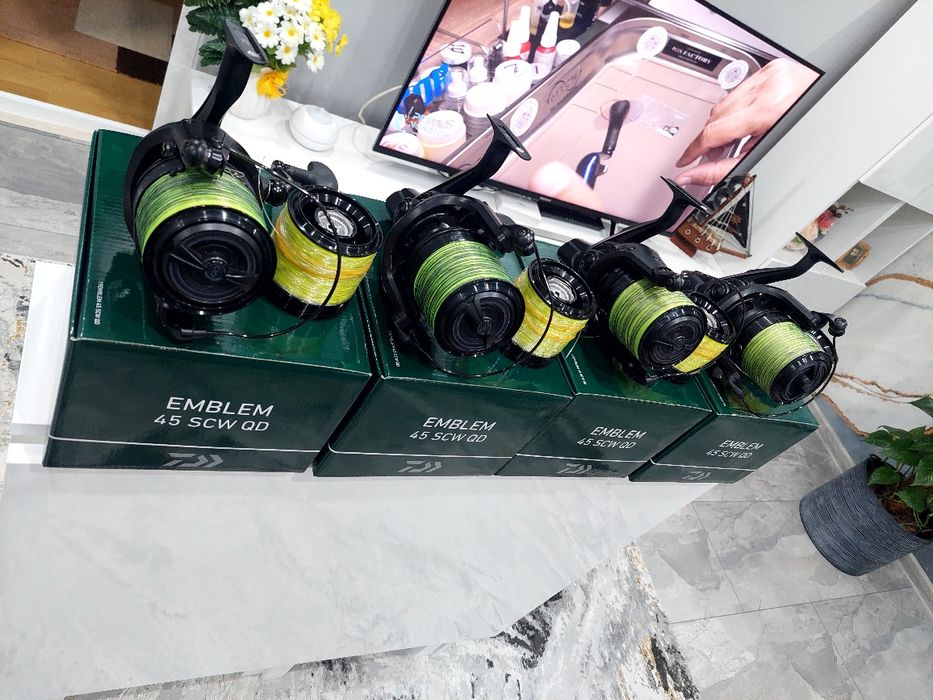 Mulinete Daiwa Emblem 45