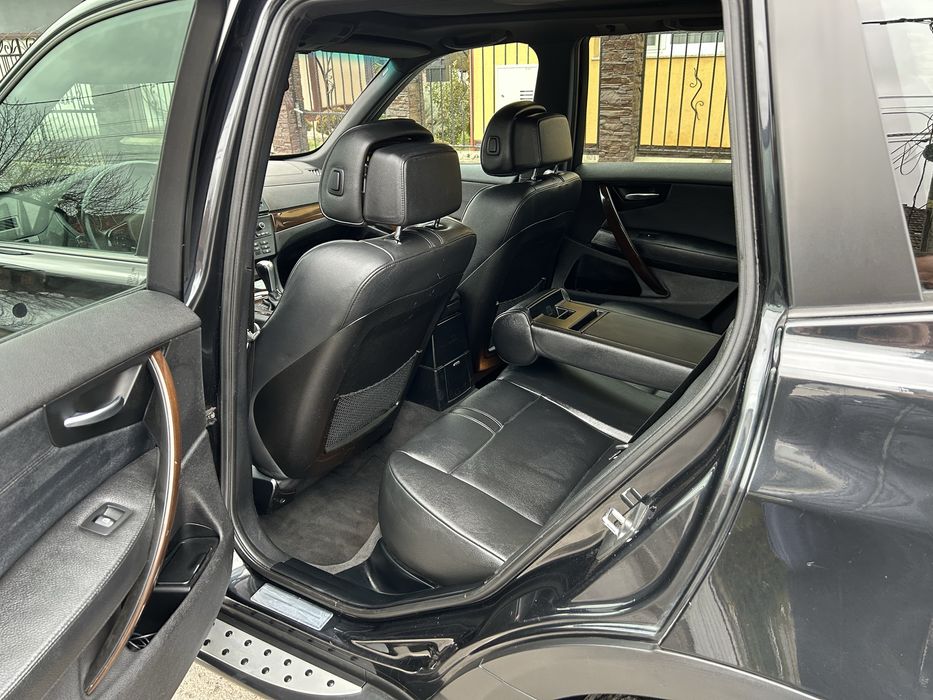 /// BMW X3 xDrive20d 177CP Full extra!///2009