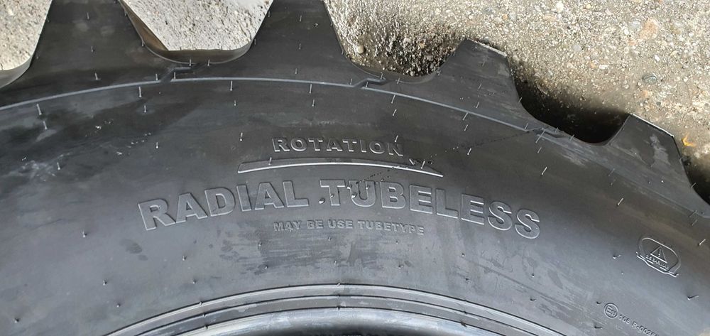 cauciucuri  800/65R32 ramforsate radial de la OZKA pentru combina