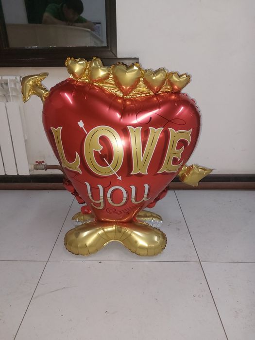 Воздушные шары в форме сердца 
Размер