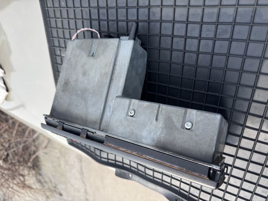 Магнитола на бмв каплю