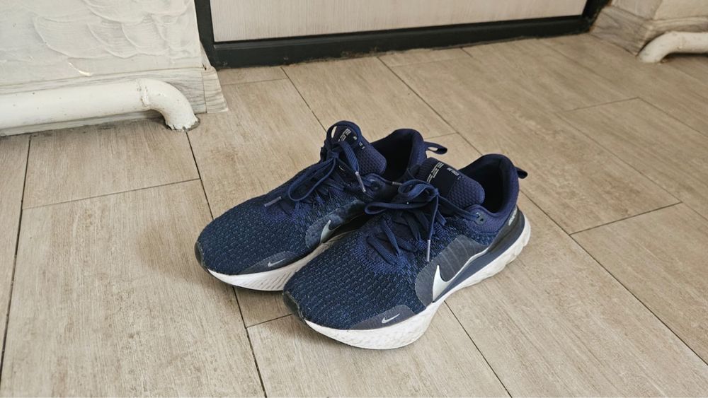 Nike React Infinity Run Flyknit 3