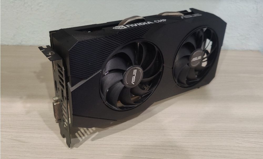 Видеокарта cm40 hx (аналог rtx 2070 super)