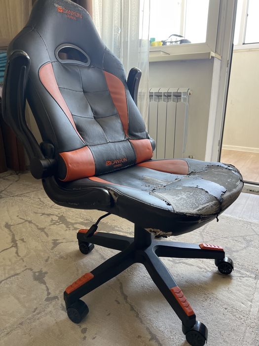 Кресло Canyon Gaming