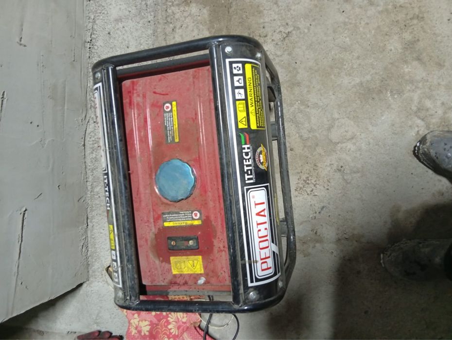 Продам Генератор