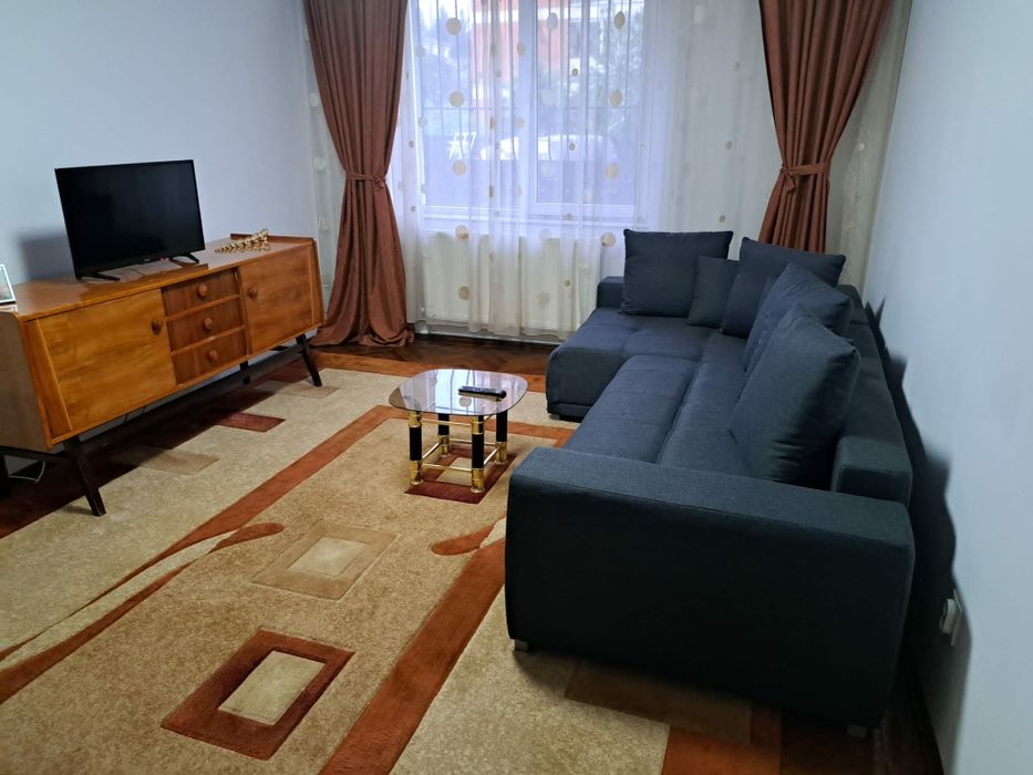 Închiriez apartament 2 camere zona Ramada, 330€