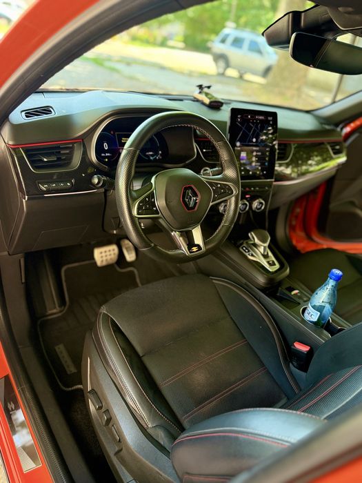 Renault Arkana RS Line E-tech 145