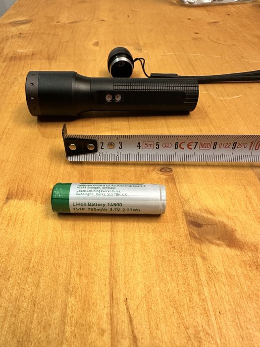 Lanterna ledlenser p5r core