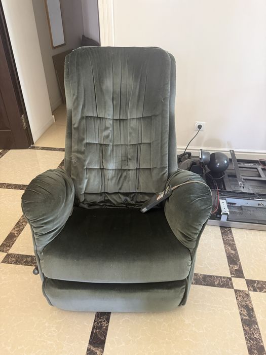 Кресло массажер national