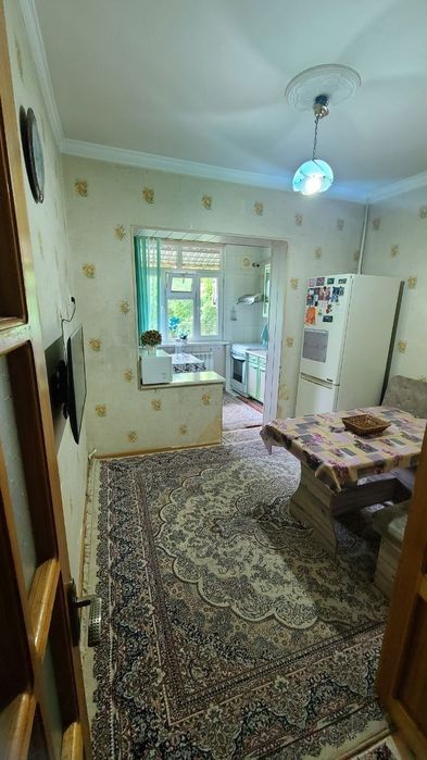 Продаётся на Карасу-2 4ком