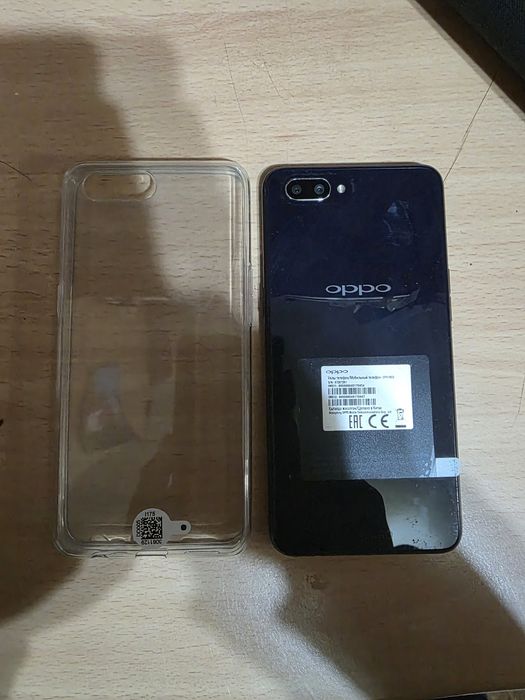 Oppo A3s телефон