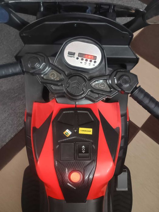 Motor electric pt copii cu vârsta pina la.5 ani