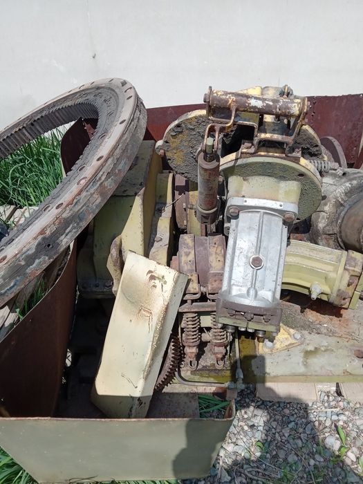 Запчасти на автокран КС 2573