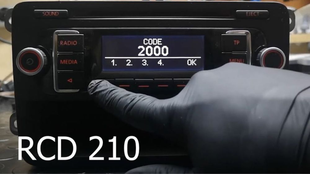 Radio volkwagen golf 5,6  touran tiguan