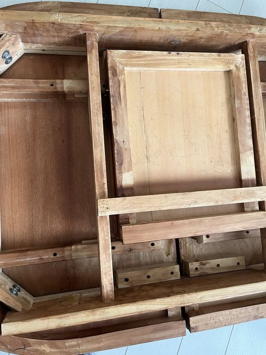 Стол кухонная хорошая !