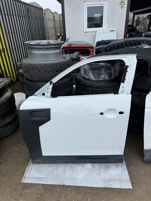 Ușă stânga dacia duster 3