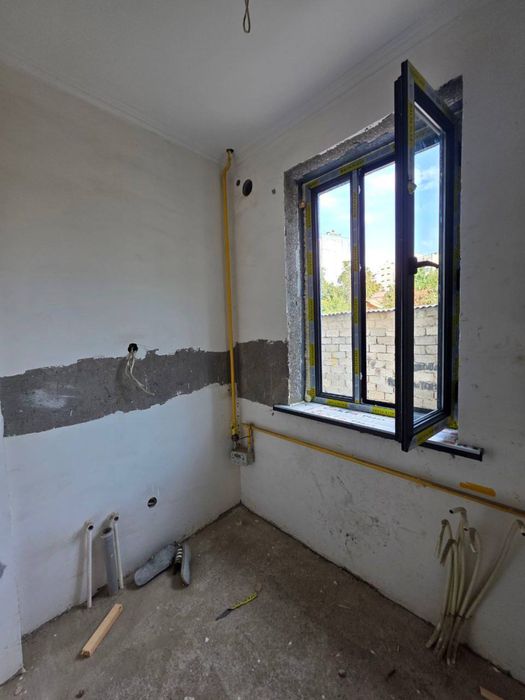 Продается Квартира Циалковский Мирзо Улугбек район 1/1/2 Коробка