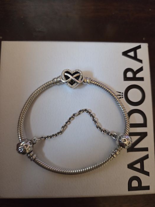 Продавам оригинални Пандора