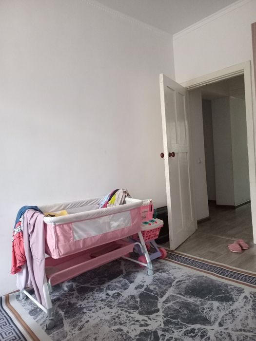 Продается манеж почти новая